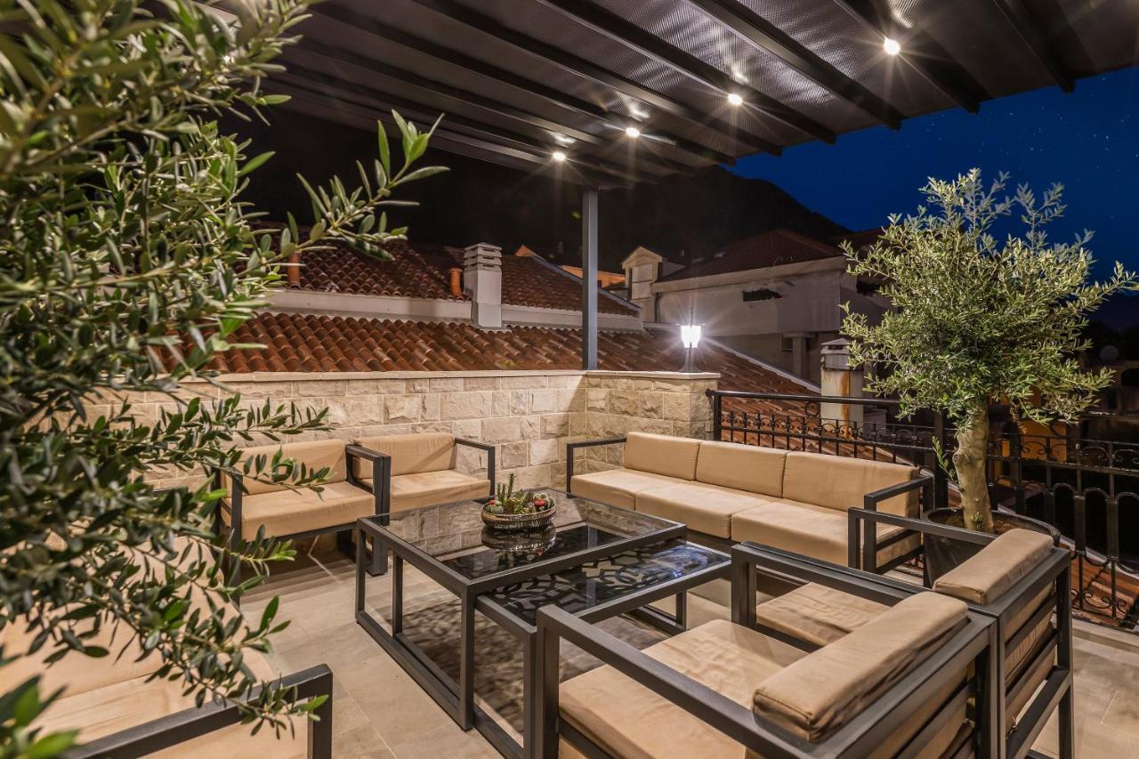 Apartment Dekaderon Lux