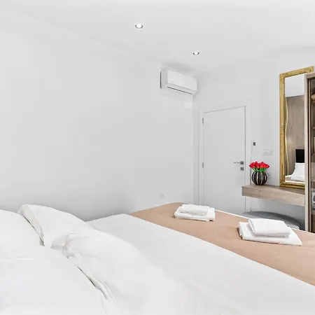 Dekaderon Lux Apartments Котор Екстер'єр фото
