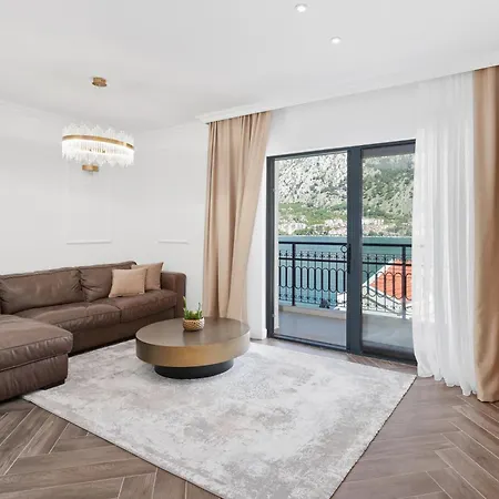 Dekaderon Lux Apartments Котор Екстер'єр фото