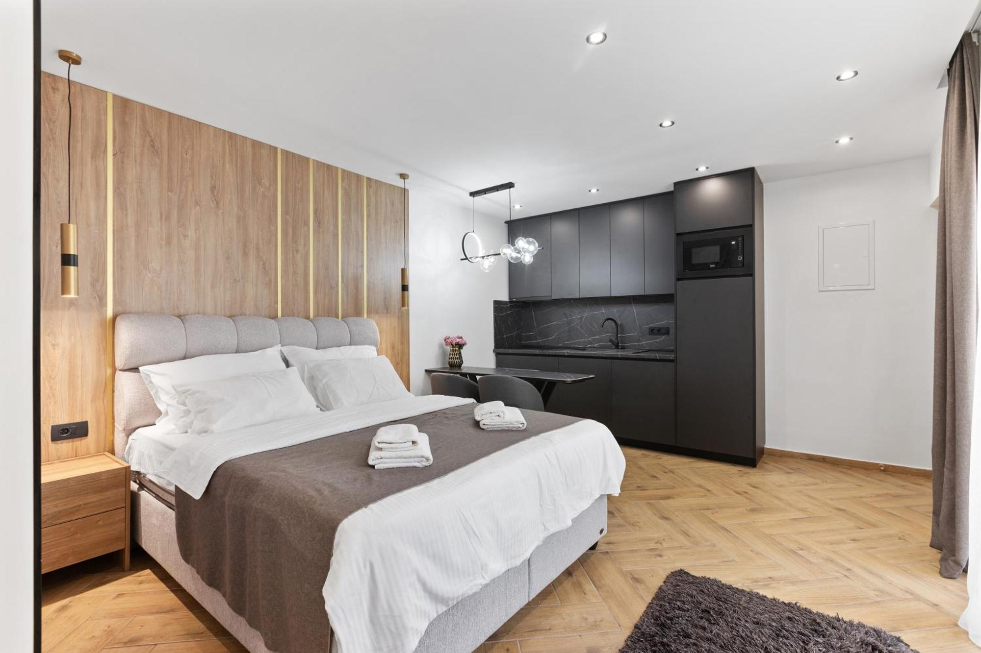 Apartman Dekaderon Lux *